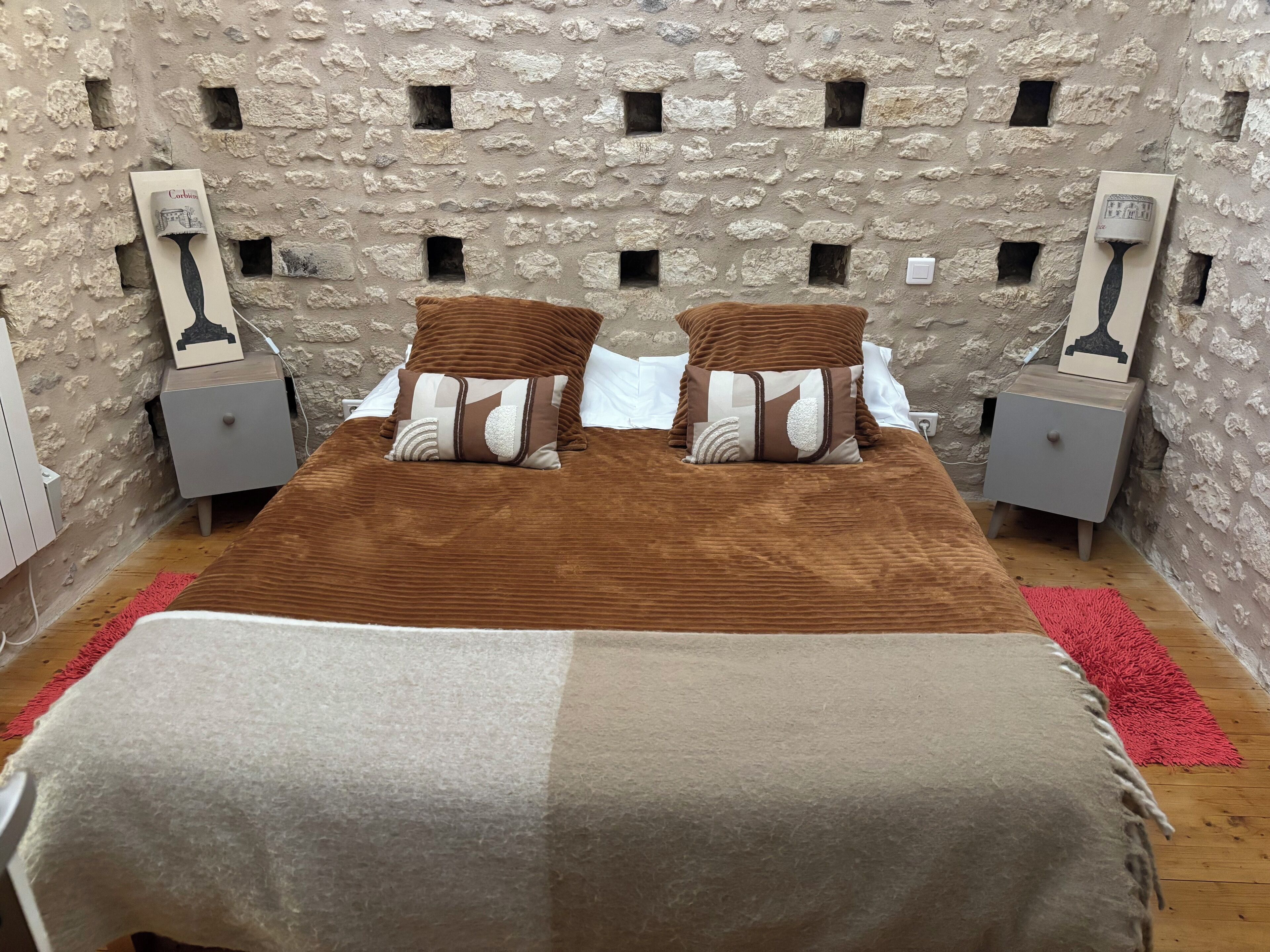 1 chambre, lit parapluie, accès Internet, draps fournis