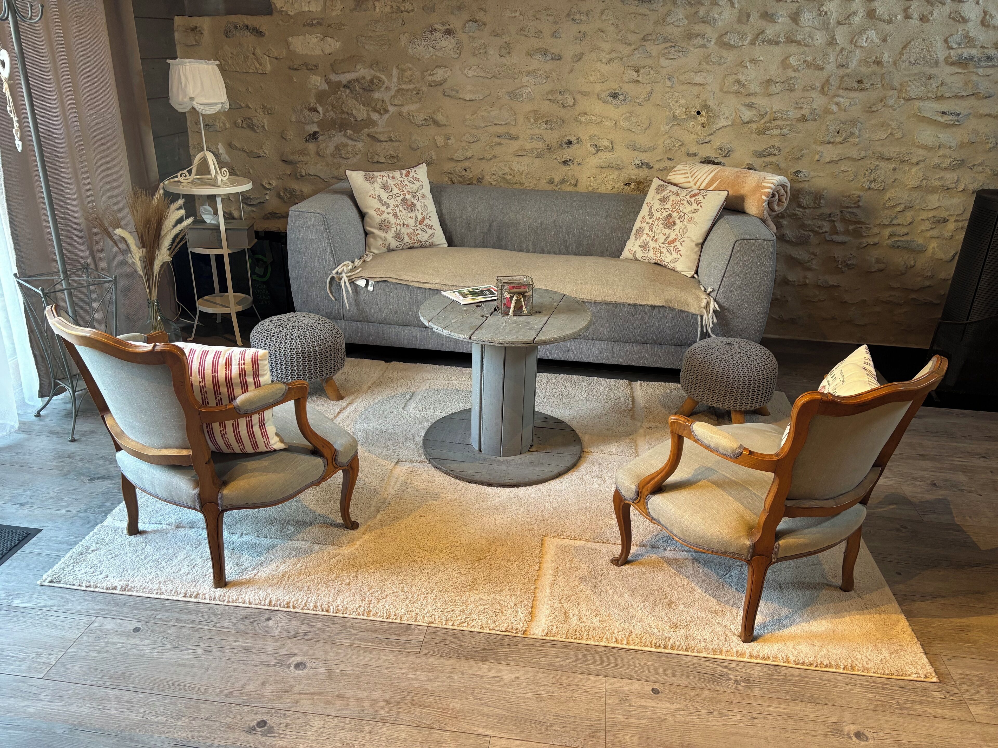 Televisio, pöytäjalkapallopöytä, pöytätennispöytä