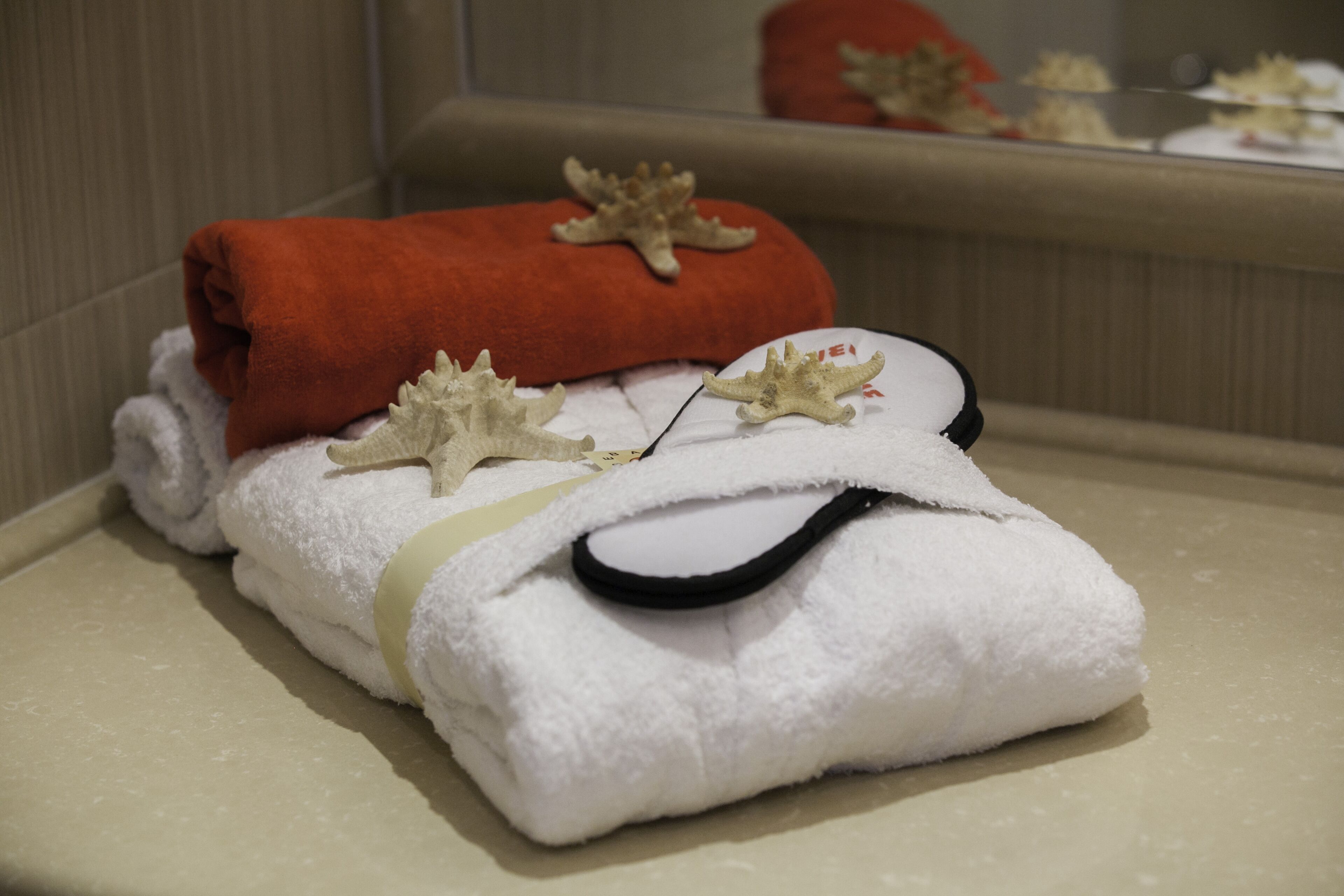 Bathroom amenities