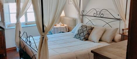 3 dormitorios, caja fuerte, tabla de planchar con plancha y wifi