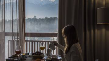 Deluxe Double or Twin Room, Balcony | View from room