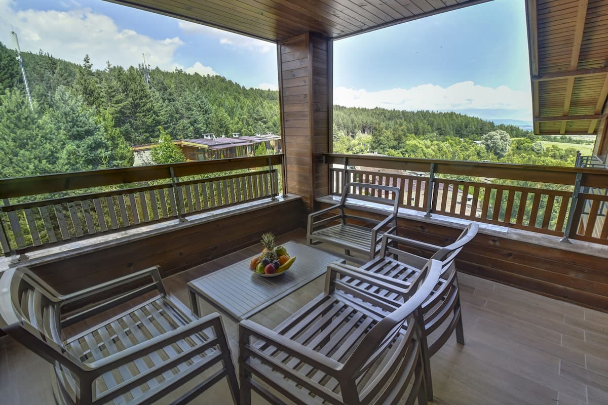 Apartamento luxo | Frigobar, cofres nos quartos, escrivaninha