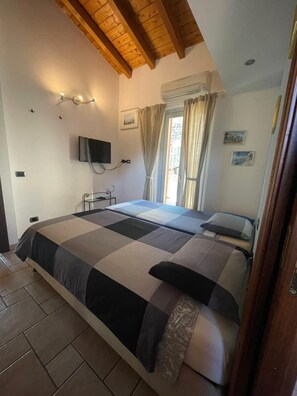 2 soverom, safe på rommet, strykejern/-brett og wi-fi