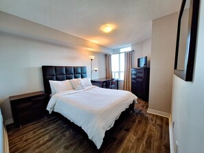 2 Schlafzimmer, Schreibtisch, Bügeleisen/Bügelbrett, kostenloses WLAN