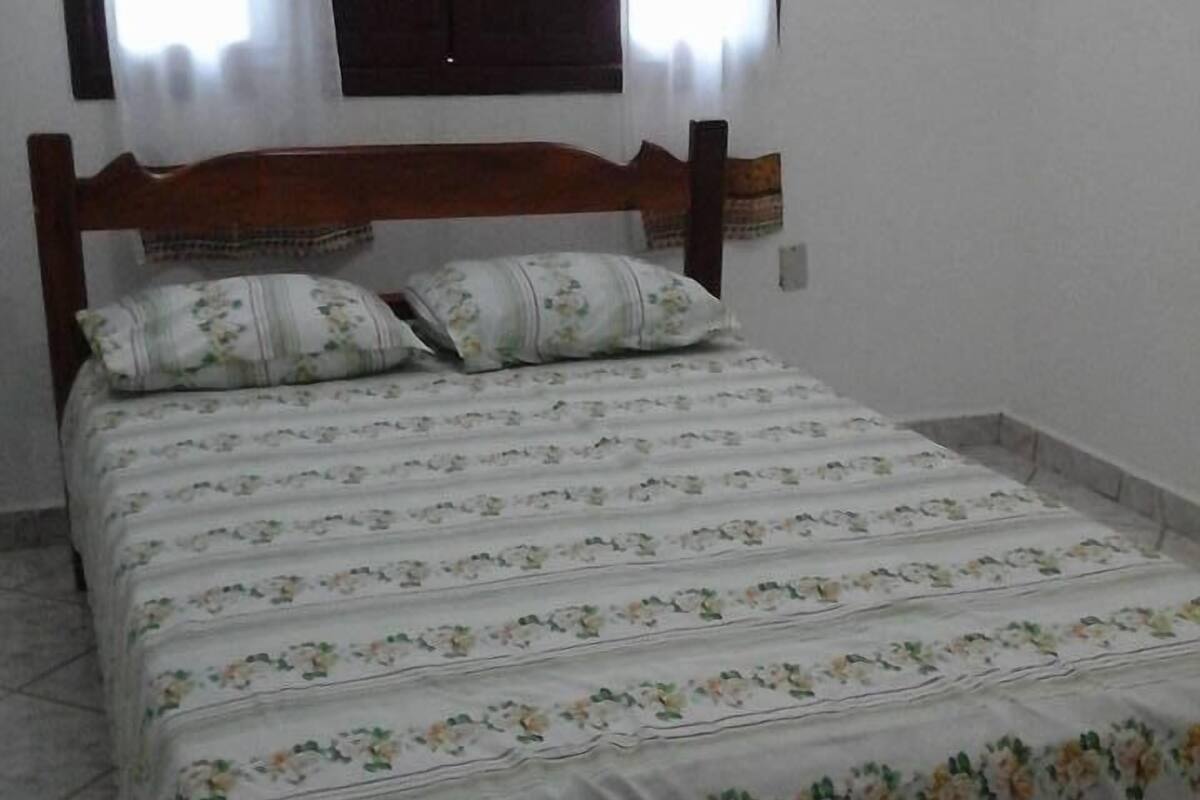 Kamar Double | Wi-Fi gratis dan seprai linen