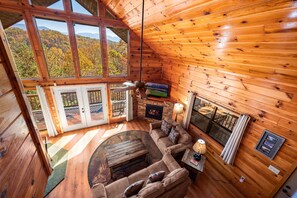 TV, fireplace, DVD player