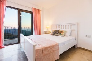 5 Schlafzimmer, Bügeleisen/Bügelbrett, Reisekinderbett, kostenloses WLAN