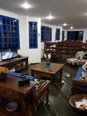 Interior - Pousada das Flores (Anchieta)