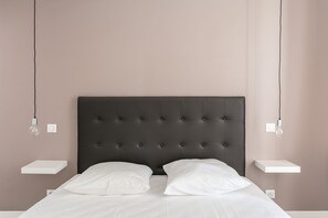 2 chambres, bureau, fer et planche à repasser, Wi-Fi gratuit