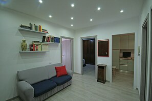 TV, DVD player, books, computer monitors