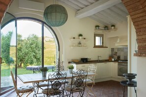 Dining - Villa Martha. A corner of paradise for a great vacation. (Volterra)