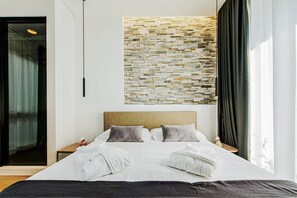 1 chambre, matelas mémoire de forme, coffres-forts dans les chambres