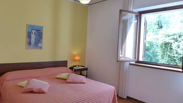 1 habitación, caja de seguridad en la habitación y wifi gratis