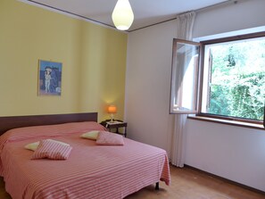 1 habitación, caja de seguridad en la habitación y wifi gratis 