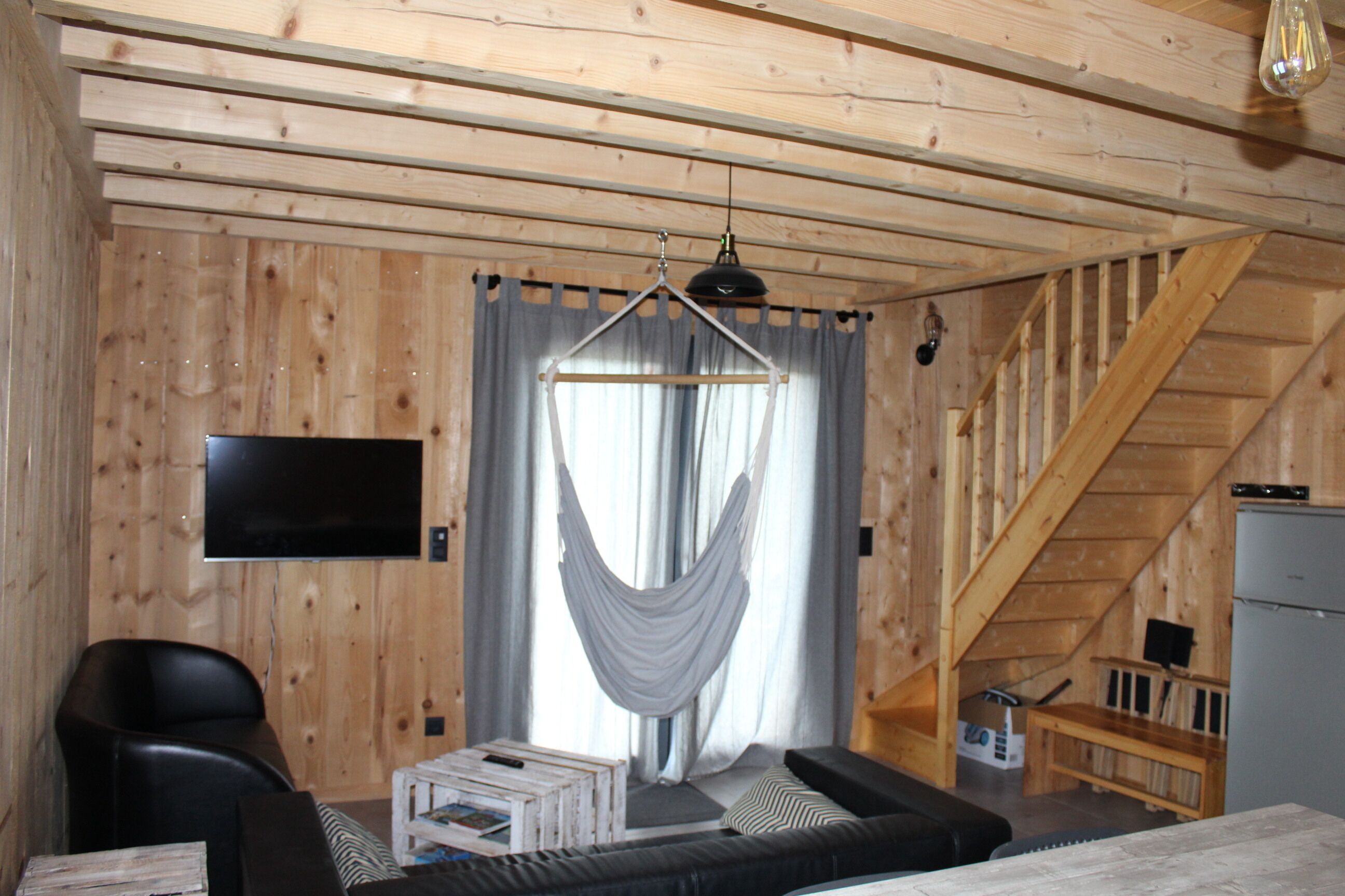 3 chambres, matelas mémoire de forme, fer et planche à repasser