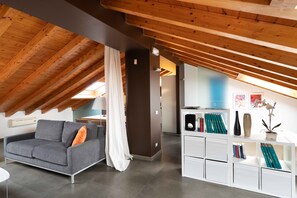 Interior - Sant Agostino Loft in historical city center (Catania)