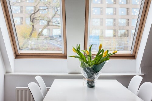 West London (Westfield) sleeps up to 6 people - Newly Refurbished