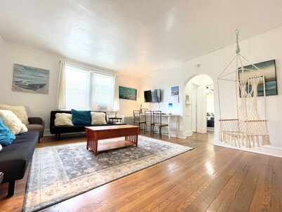 Center of Saint Louis with Beauty