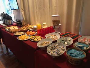 Petit déjeuner buffet compris tous les jours