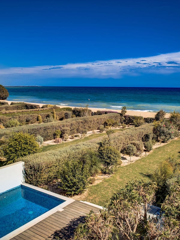 Beach/ocean view