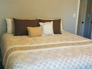 3 Schlafzimmer, Bügeleisen/Bügelbrett, WLAN, Bettwäsche