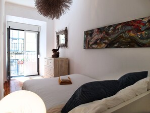 2 chambres, fer et planche à repasser, accès Internet, draps fournis