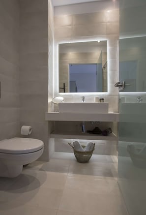 Bathroom - Ermou Stylish Suites by GHH (Athens)