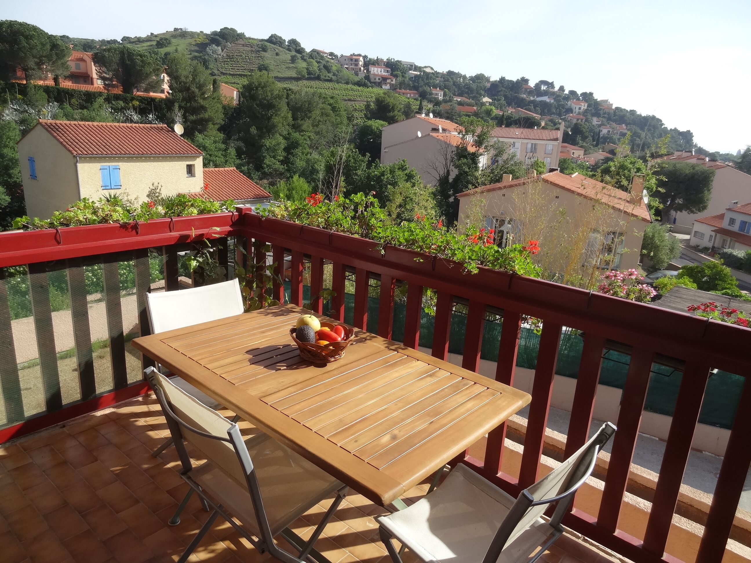 屋外ダイニングエリア