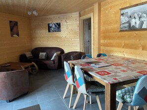 Dining - MORZINE CENTER, FREE SHUTTLE, INTERNET, 4 STARS (Morzine)