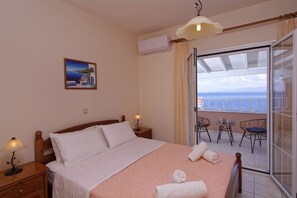 Fer et planche à repasser, Wi-Fi, draps fournis