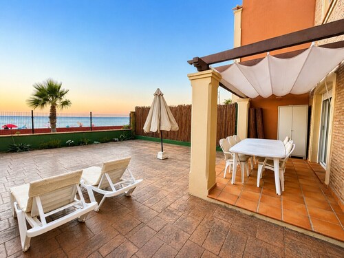 Spectaculaire appartement à Isla Canela, face à la mer **
