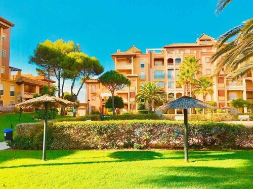Frontal al mar - Residencial Alcaraván, 3 dormitorios con vistas al mar