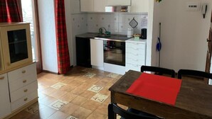 Espresso maker, coffee/tea maker, fridge, microwave