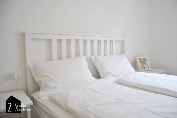 2 bedrooms, WiFi, bed sheets