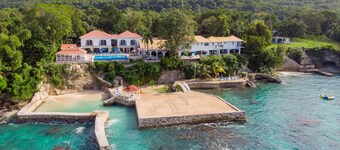 Luxury 13-bedroom, 7-acre, oceanfront villa, with all-inclusive option. 