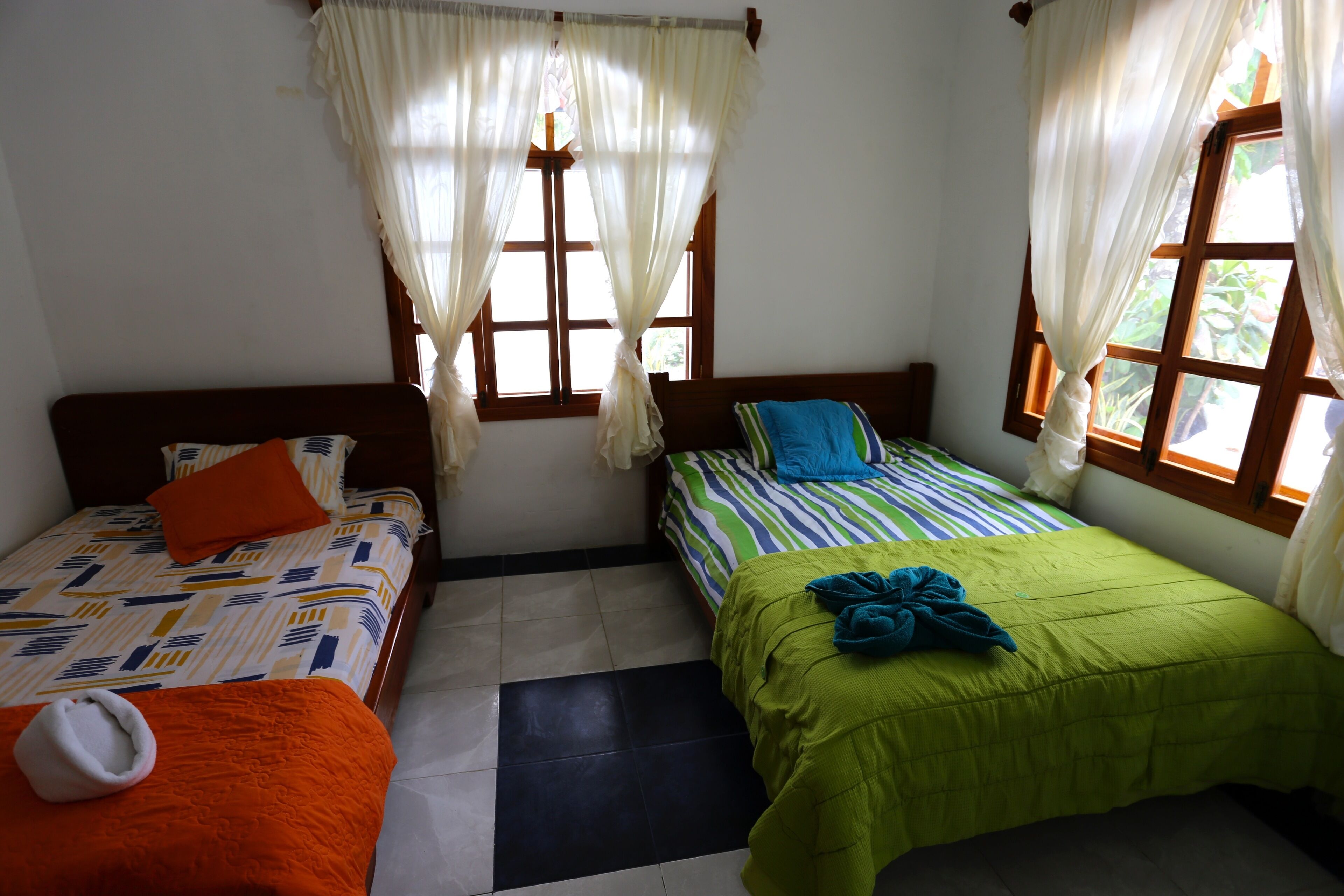 2 slaapkamers, een kluis op de kamer, wifi, beddengoed