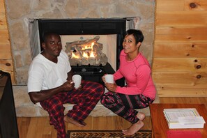 Interior - Surprise 2 Bedroom Cabin sleeps up to 8! (Hico)