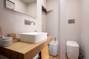 Bathroom - Ortigia Suite Giudecca (Siracusa)