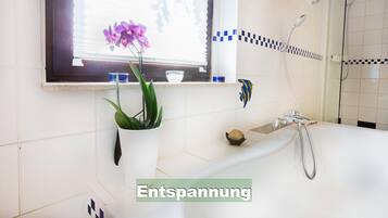 Badewanne, Haartrockner