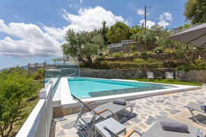 Pool - Demargia Villa A - Ground Floor Apartment suitable for 6 people (Zakynthos)