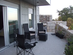 Terrace/patio - SERRA DO CARAMULO: A look to the East (Unknown)