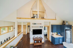 2 habitaciones, escritorio, tabla de planchar con plancha y wifi gratis