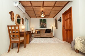 Smart TV, DVD player, books, offices
