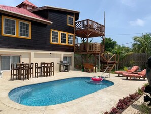 Alberca al aire libre 