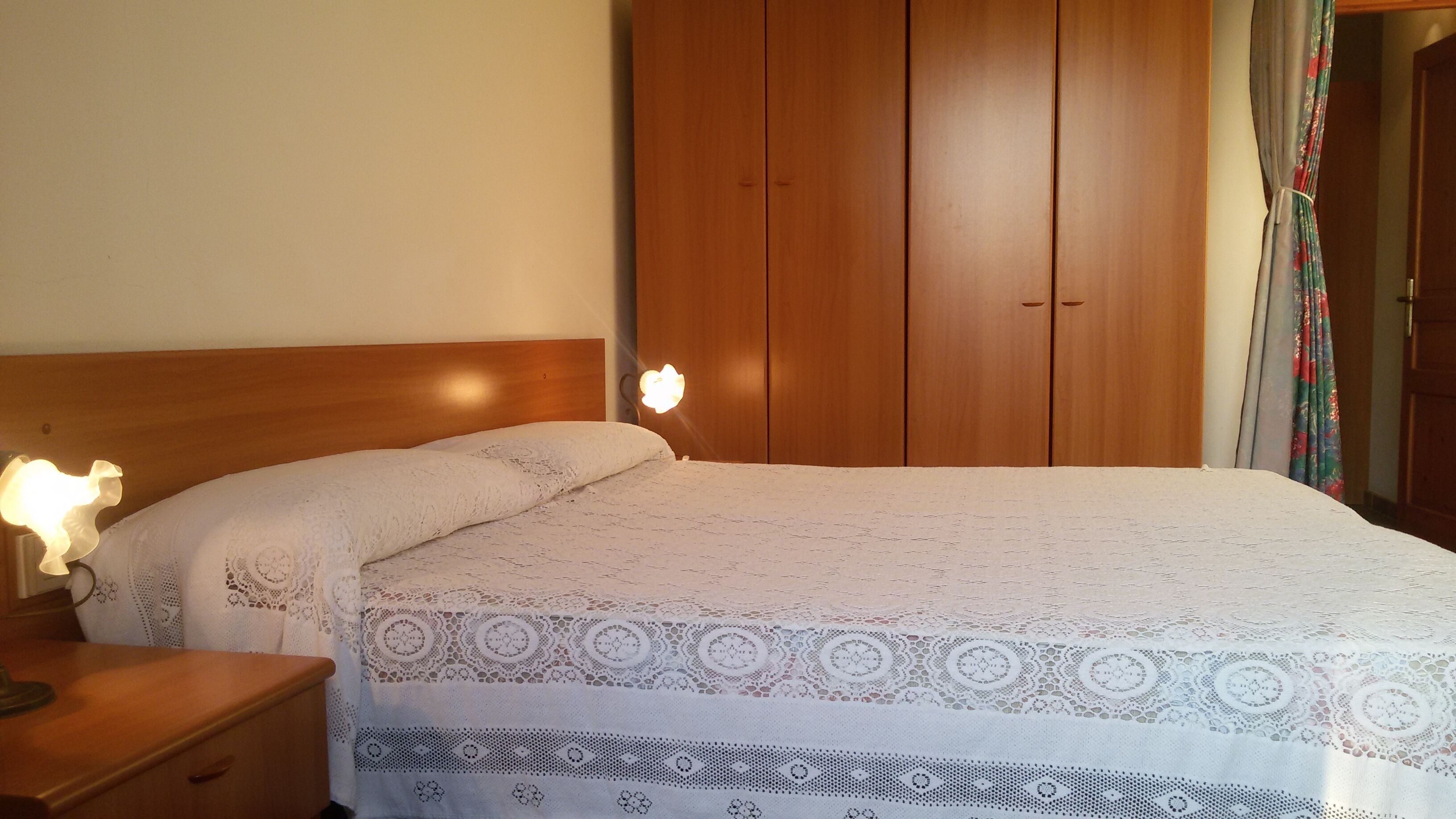 4 bedrooms, wheelchair access