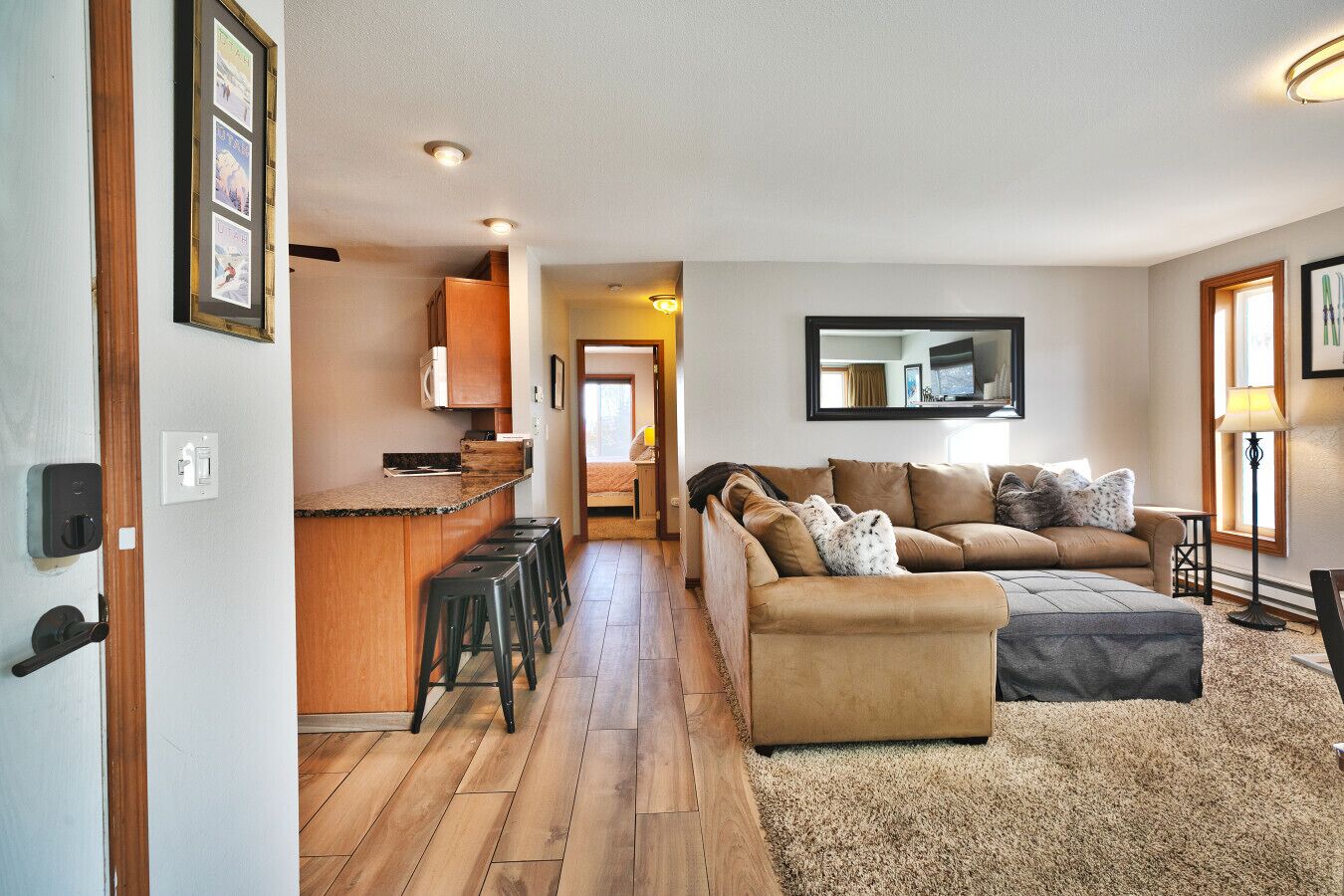 智能电视、壁炉