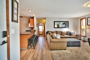 Smart-tv och eldstad