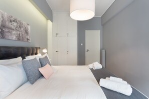 1 bedroom, iron/ironing board, free WiFi - Bright Flat near the Acropolis (Athens)