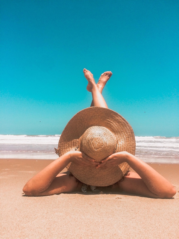 Chaise longue, serviettes de plage