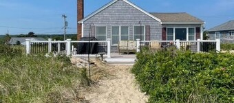 233 Phillips Rd - Oceanfront Cottage on Sagamore Beach with Stunning Views